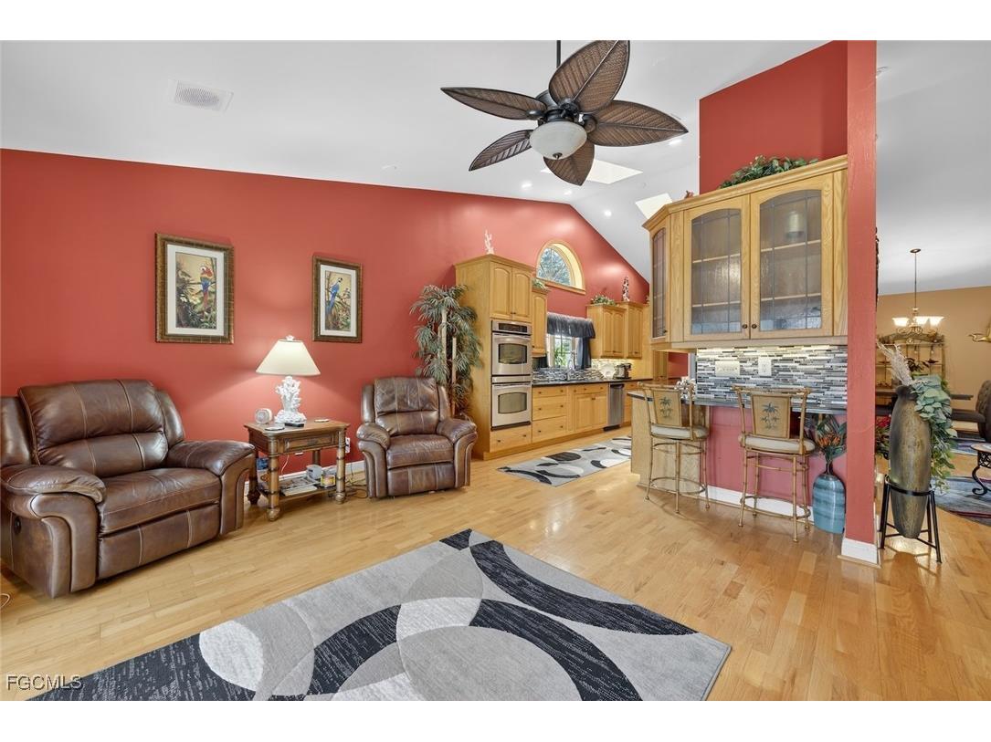 15332 Fiddlesticks Boulevard Fort Myers FL 33912 2025010205 image15