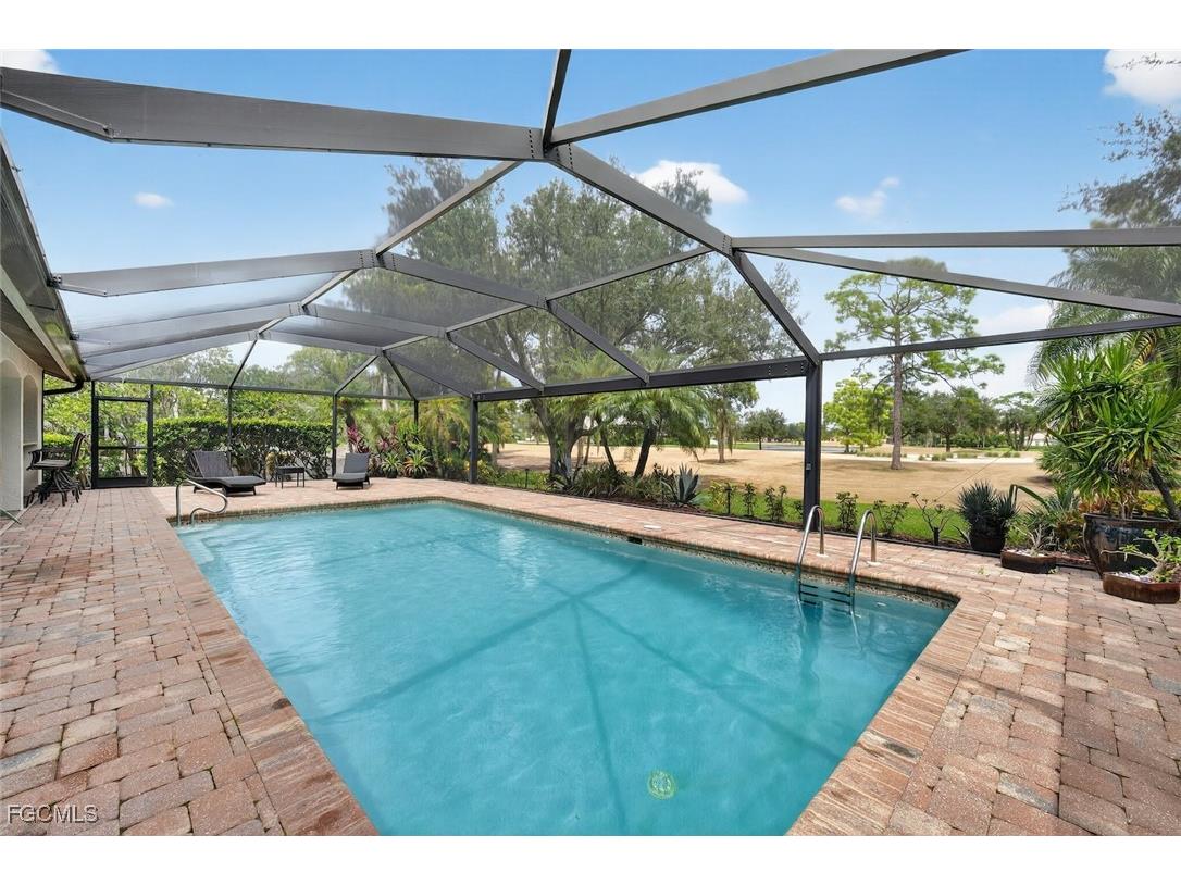 15332 Fiddlesticks Boulevard Fort Myers FL 33912 2025010205 image24