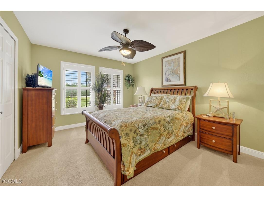 15332 Fiddlesticks Boulevard Fort Myers FL 33912 2025010205 image28