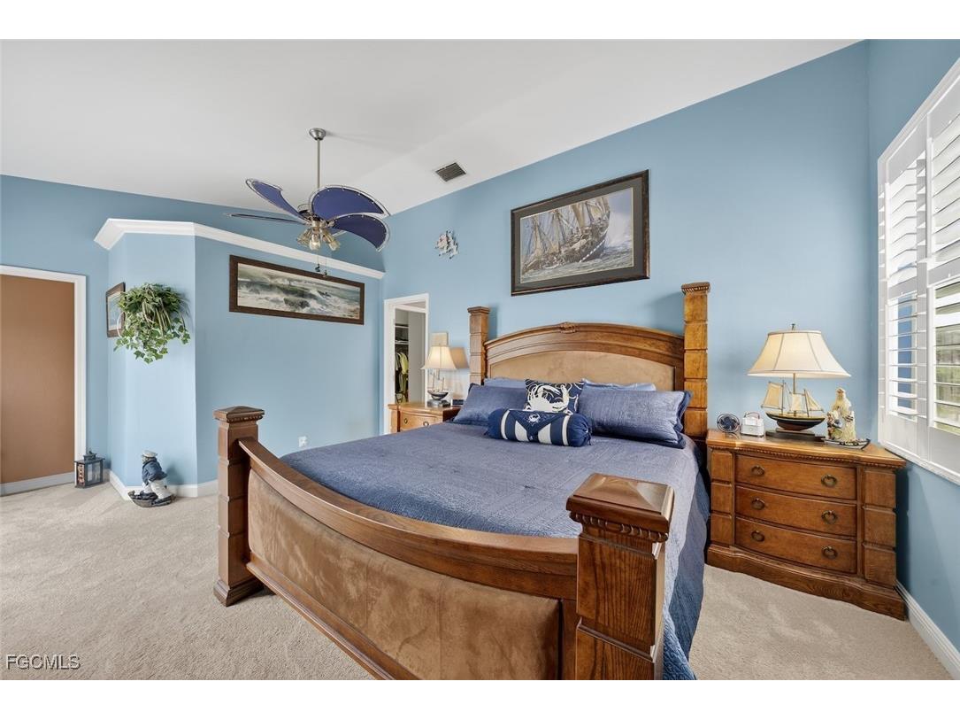 15332 Fiddlesticks Boulevard Fort Myers FL 33912 2025010205 image35