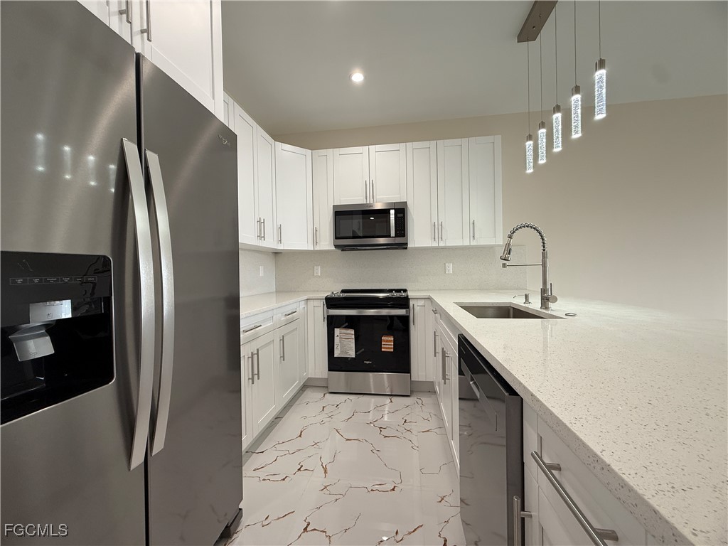 15335/ 15337 Wall Drive Fort Myers FL 33908 2025022906 image10