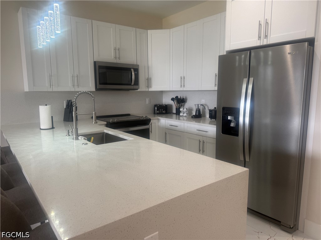 15335/ 15337 Wall Drive Fort Myers FL 33908 2026020493 image9