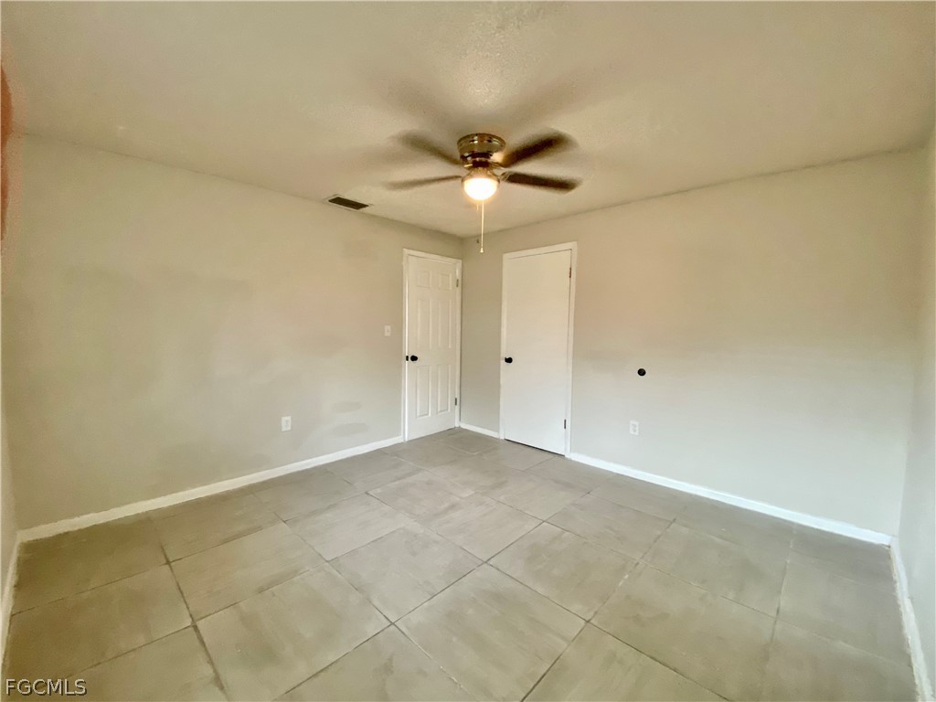 1534 Oak Drive Fort Myers FL 33907 2026010273 image10