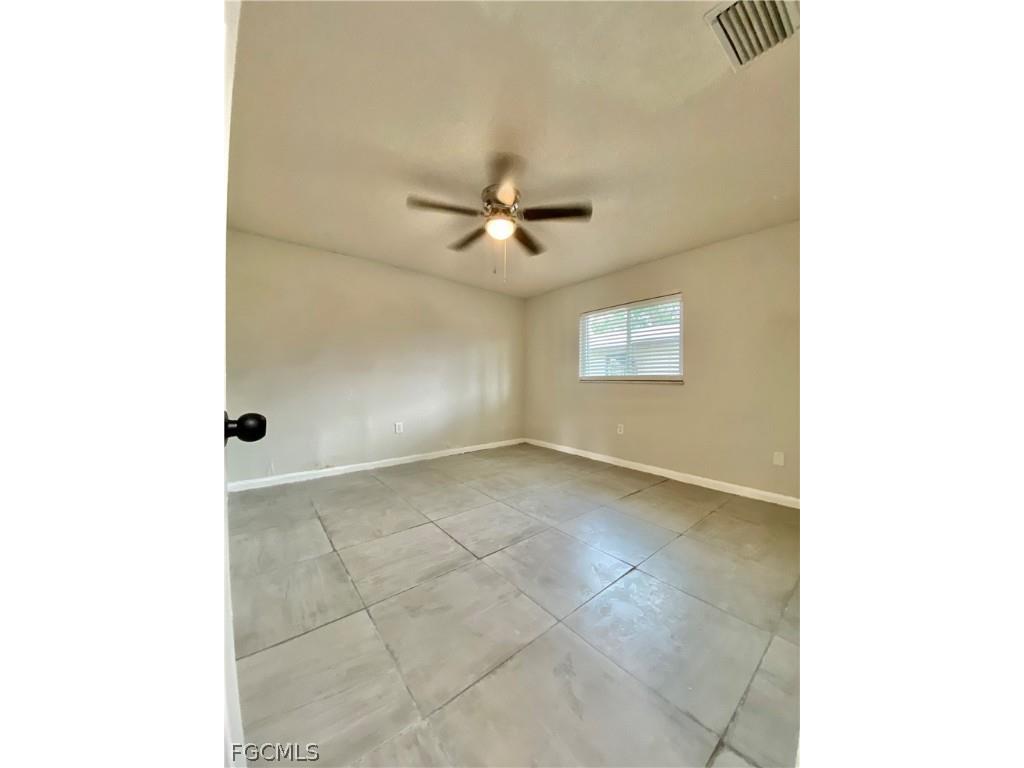 1534 Oak Drive Fort Myers FL 33907 2026010273 image9