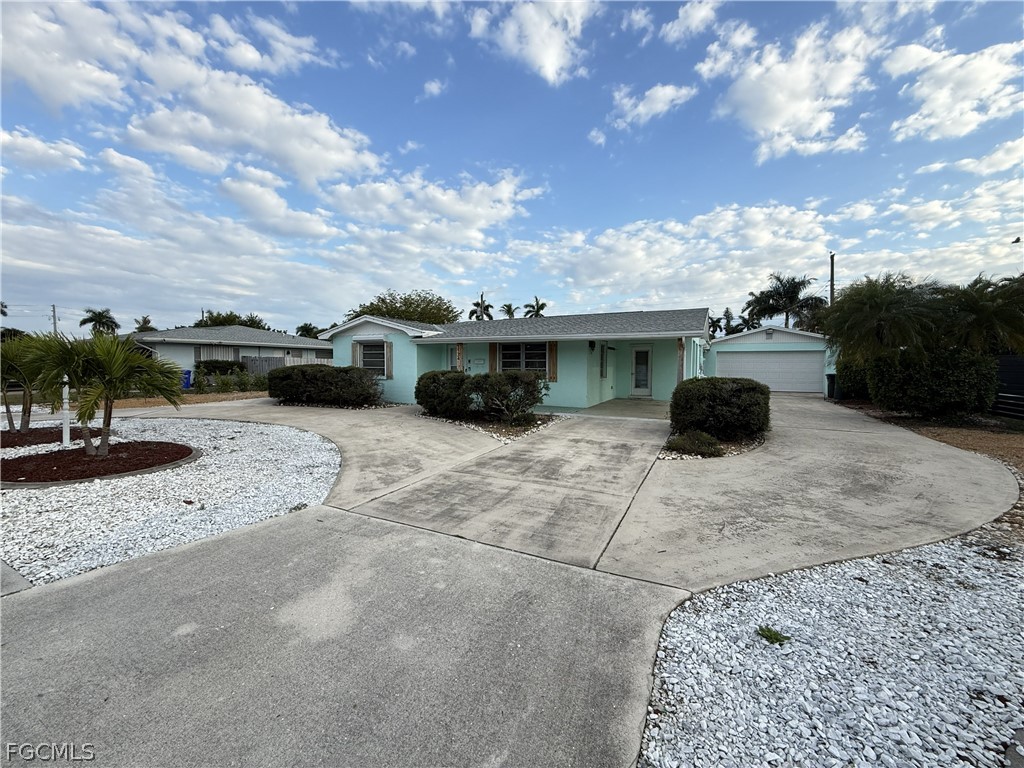 1534 Ricardo Avenue Fort Myers FL 33901 2026012470 image2