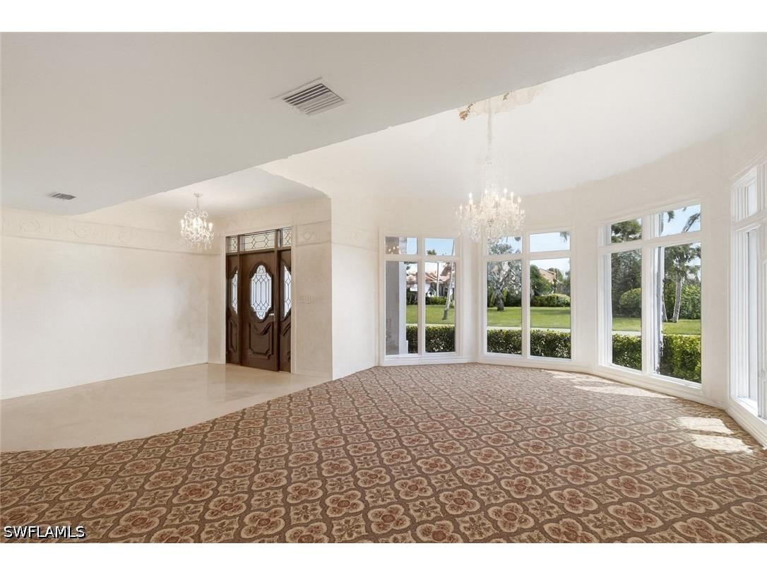 1535 Dolphin Lane Naples FL 34102 226022404 image7