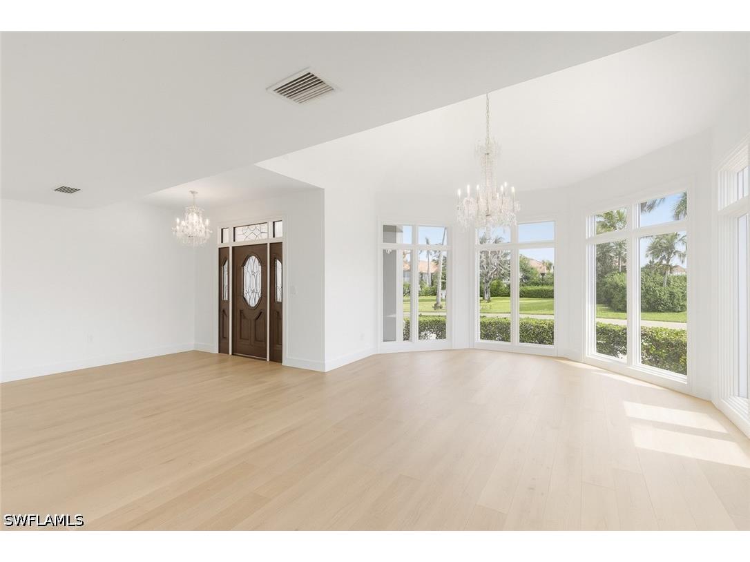 1535 Dolphin Lane Naples FL 34102 226022404 image8