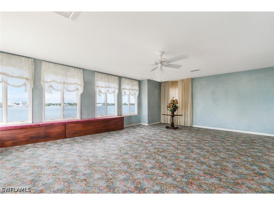 1535 Dolphin Lane Naples FL 34102 226022404 image9