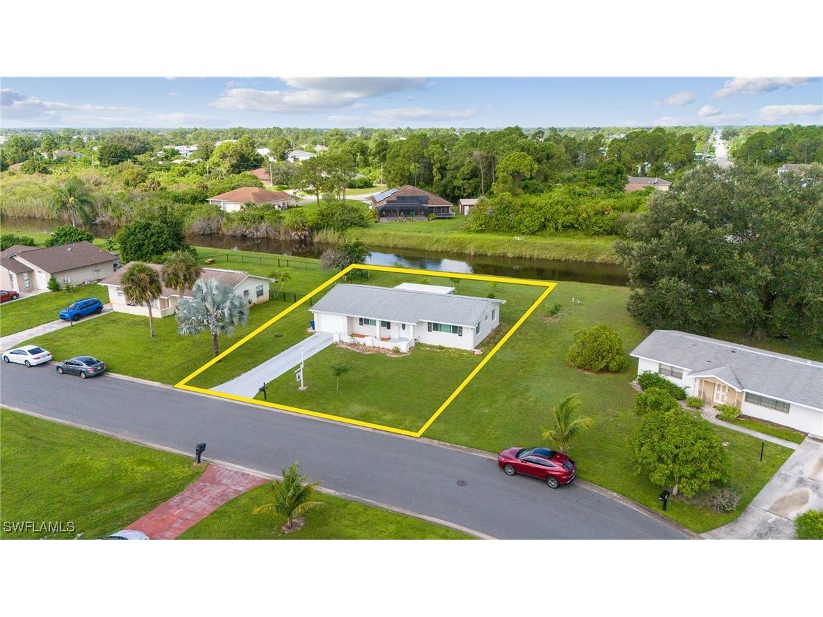 1535 Medford Place Lehigh Acres FL 33936 224071908 image1
