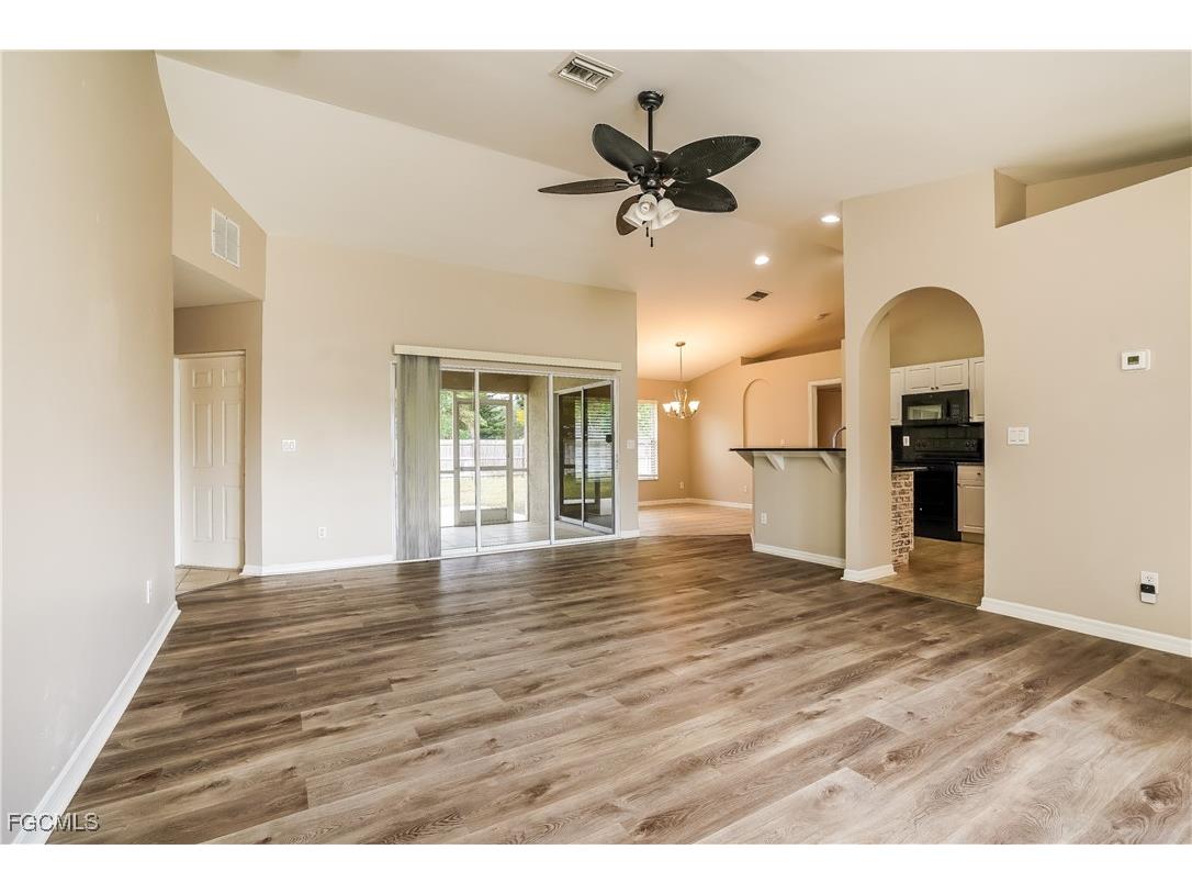 1535 SE 42nd Terrace Cape Coral FL 33904 2025015211 image2