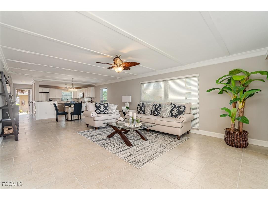 15350 Moonraker Court #301 North Fort Myers FL 33917 2025019391 image3