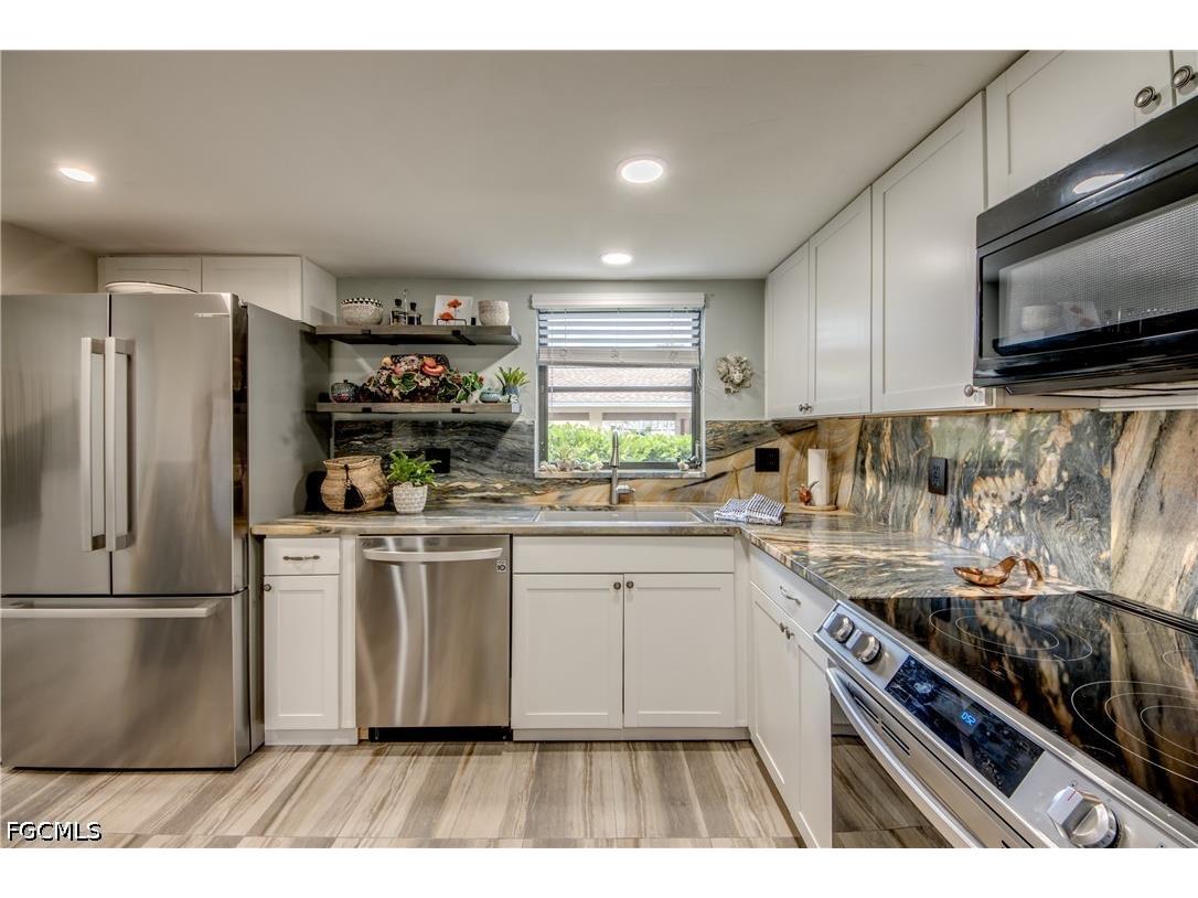 15350 Moonraker Court #303 North Fort Myers FL 33917 2026014339 image3