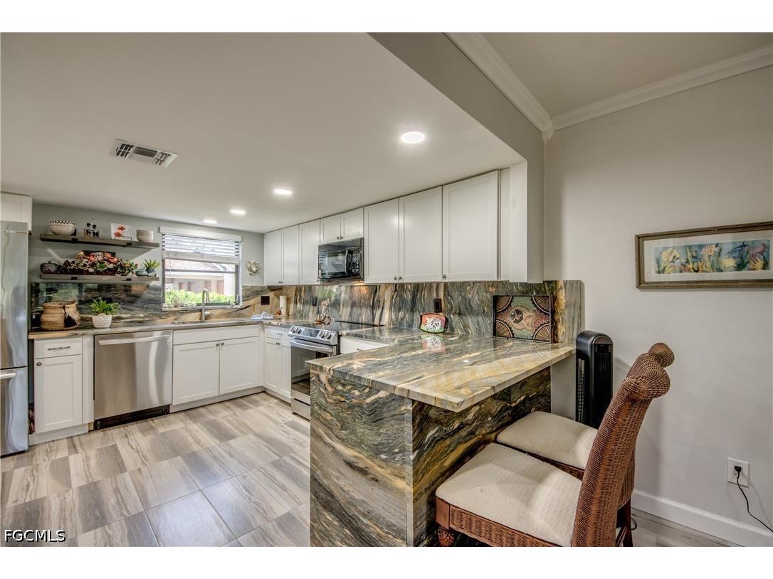 15350 Moonraker Court #303 North Fort Myers FL 33917 2026014339 image5