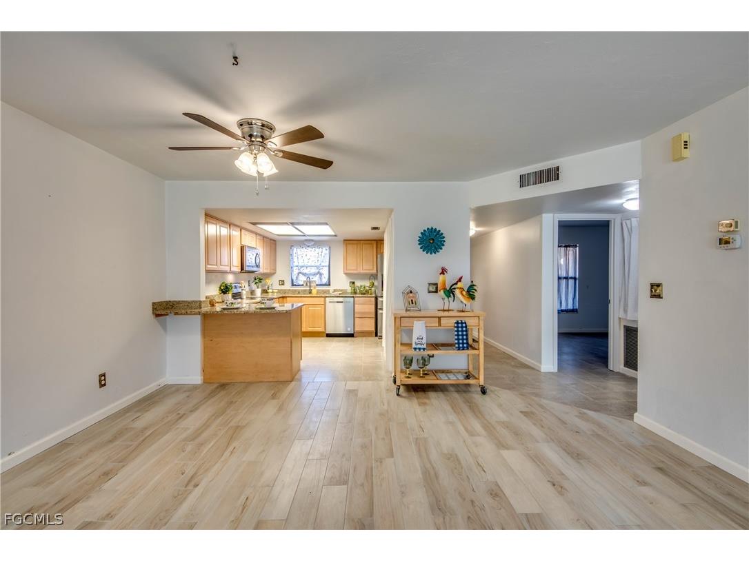15350 Moonraker Court #304 North Fort Myers FL 33917 2026013979 image10