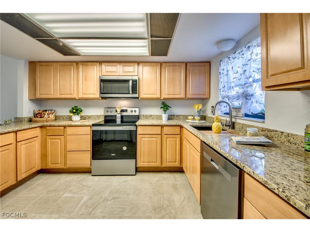 15350 Moonraker Court #304 North Fort Myers FL 33917 2026013979 image5