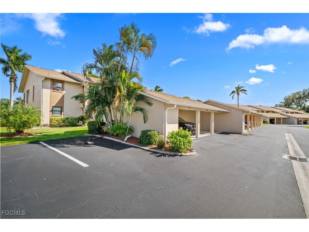 15350 Moonraker Court #309 North Fort Myers FL 33917 2025016177 image1