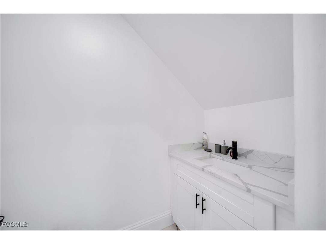 15361 River Cove Court North Fort Myers FL 33917 2026005717 image30