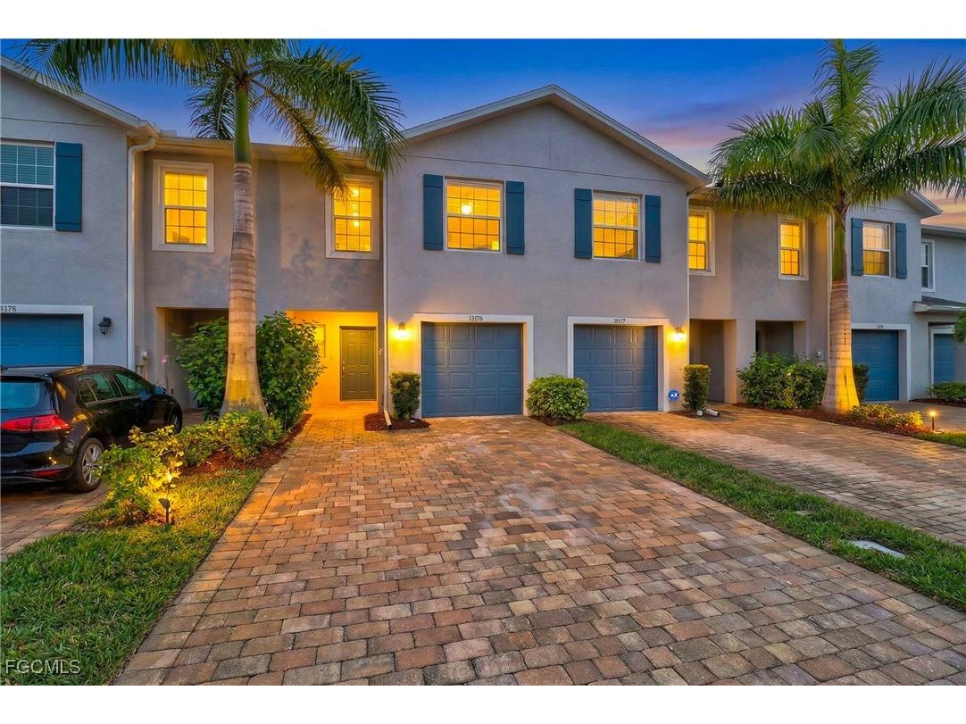 15376 Wildflower Circle Naples FL 34119 2026002733 image1