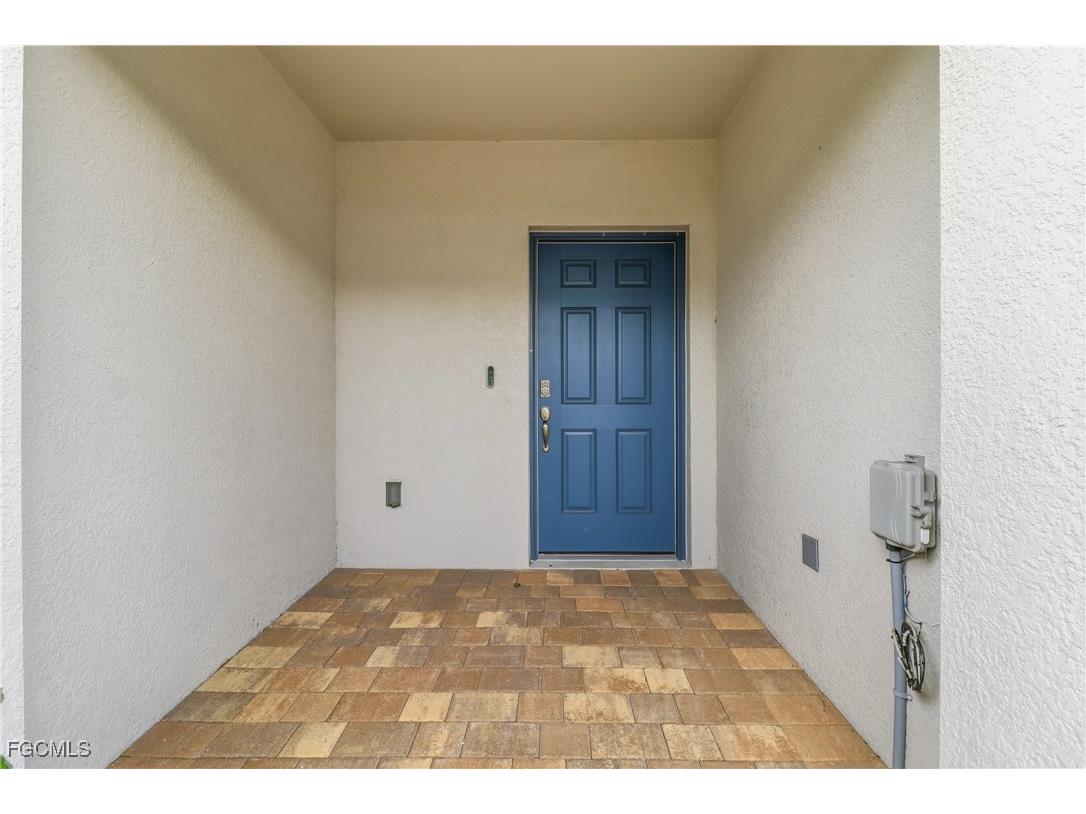 15376 Wildflower Circle Naples FL 34119 2026002733 image2