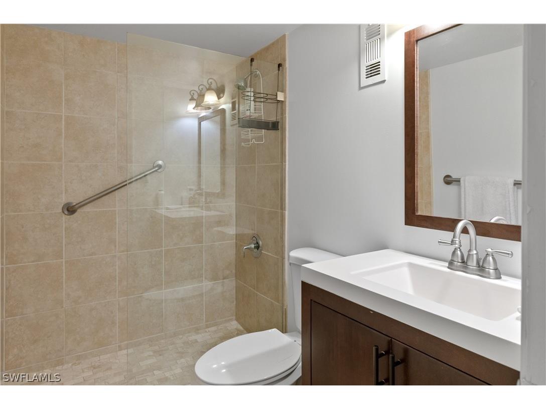 1538 Mainsail Drive #5 Naples FL 34114 226010199 image17