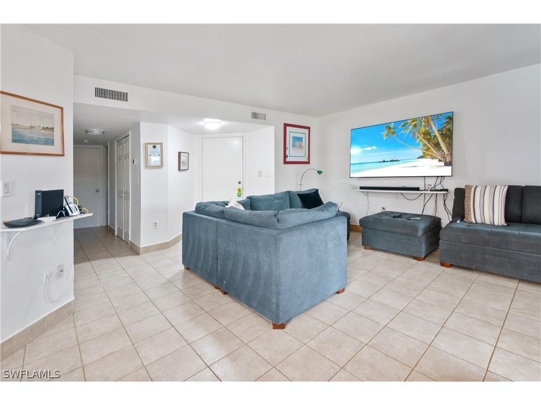 1538 Mainsail Drive #5 Naples FL 34114 226010199 image7