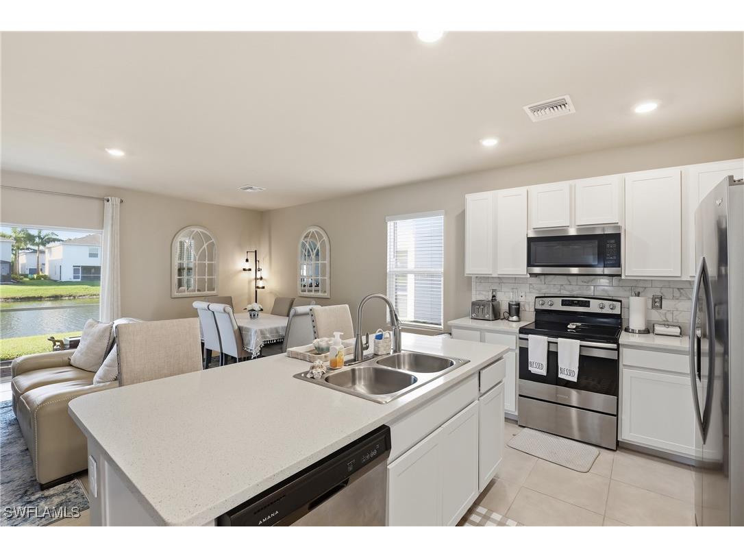 15388 Wildflower Circle Naples FL 34119 225075541 image8