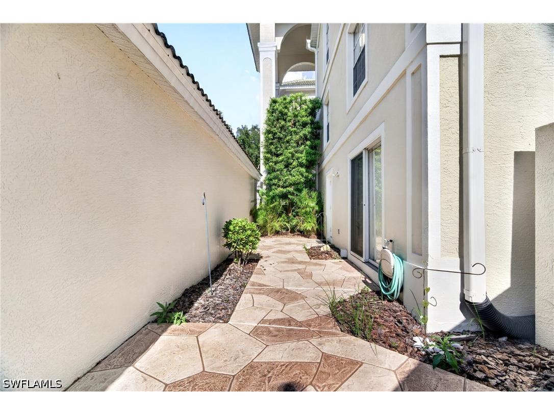 15395 Cedarwood Lane #104 Naples FL 34110 226016826 image39