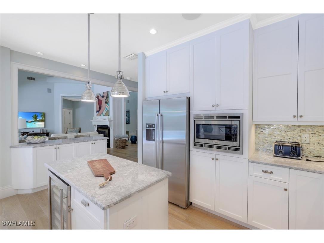 154 4th Avenue N Naples FL 34102 225064601 image20