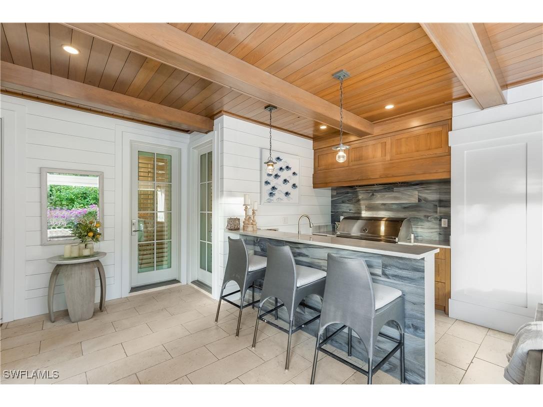 154 4th Avenue N Naples FL 34102 225064601 image43