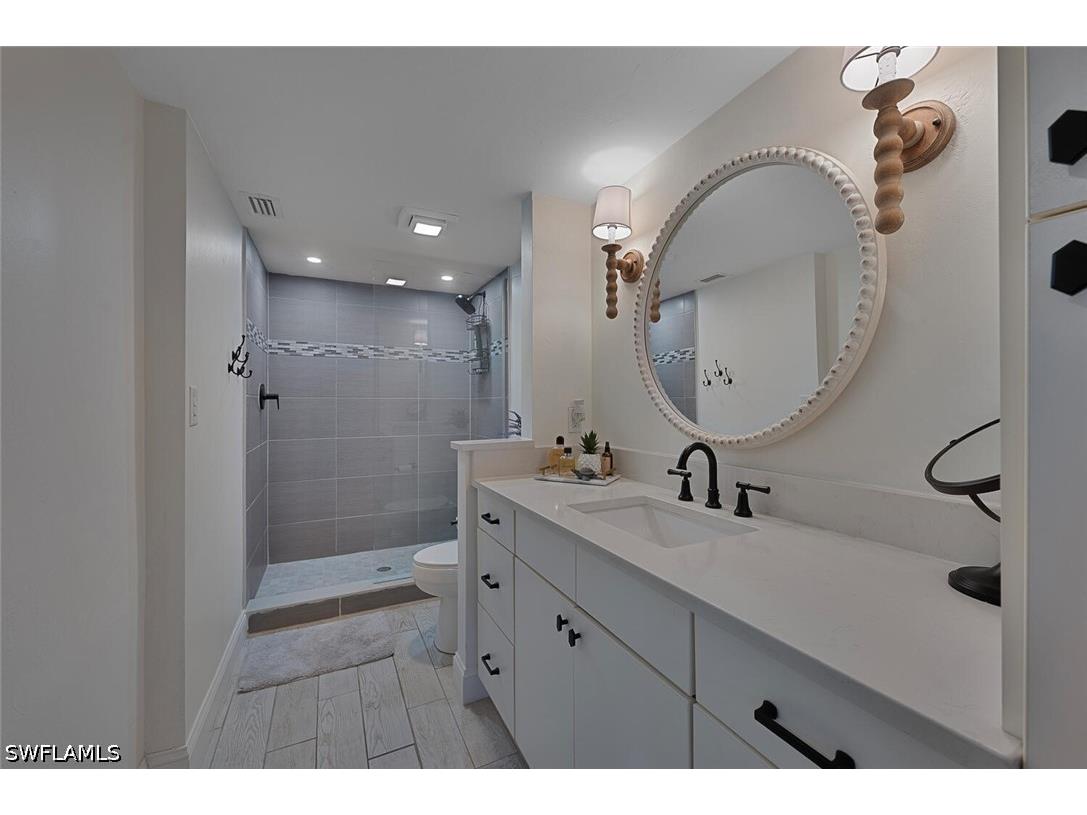 154 Cypress Way E #1102 Naples FL 34110 226012773 image6