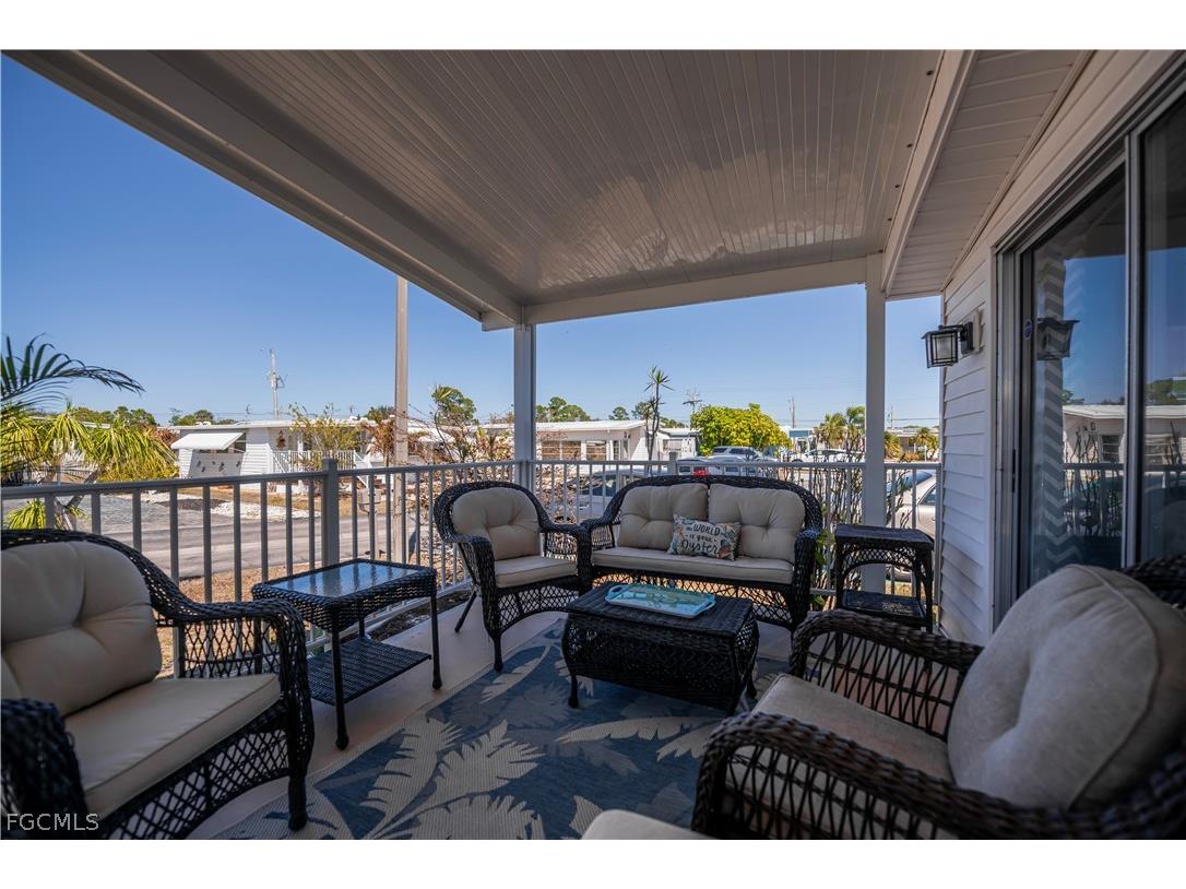 154 Overland Trail North Fort Myers FL 33917 2026009930 image1