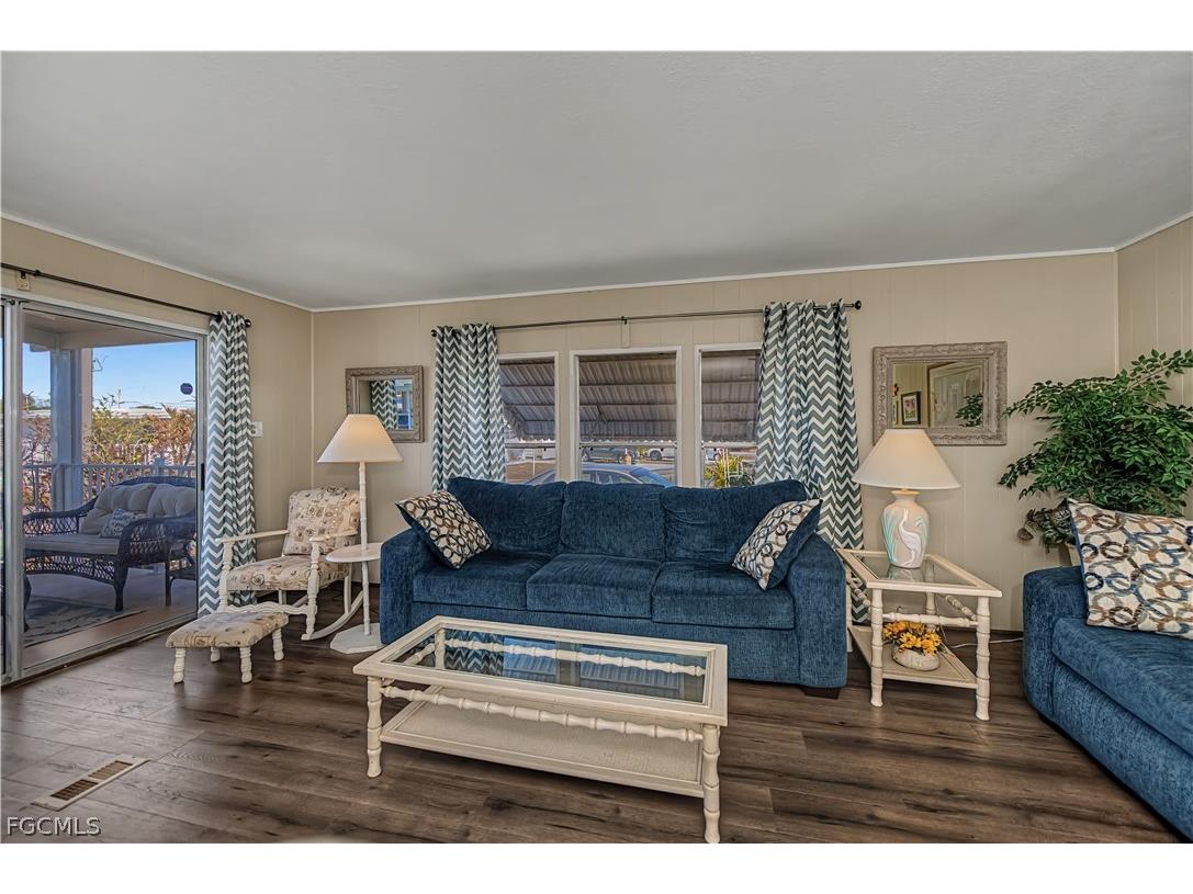 154 Overland Trail North Fort Myers FL 33917 2026009930 image11