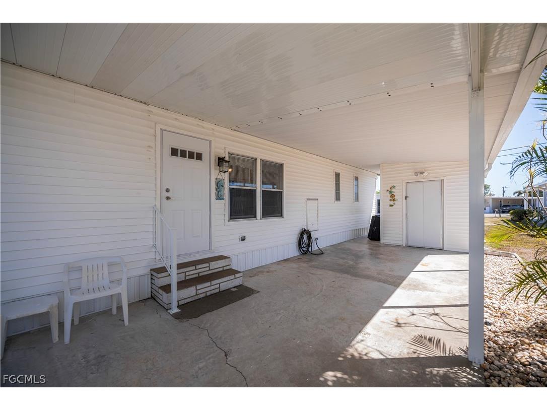154 Overland Trail North Fort Myers FL 33917 2026009930 image25