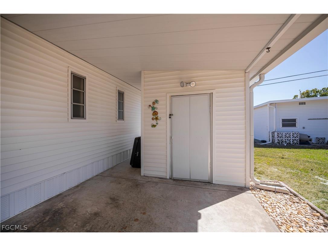 154 Overland Trail North Fort Myers FL 33917 2026009930 image27