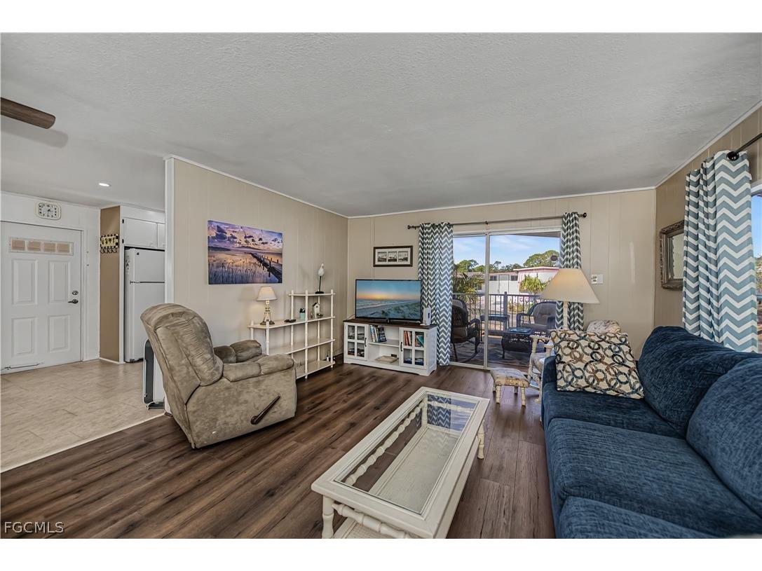 154 Overland Trail North Fort Myers FL 33917 2026009930 image9