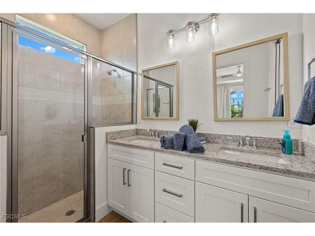 154 SE 20th Street Cape Coral FL 33990 2025002945 image10