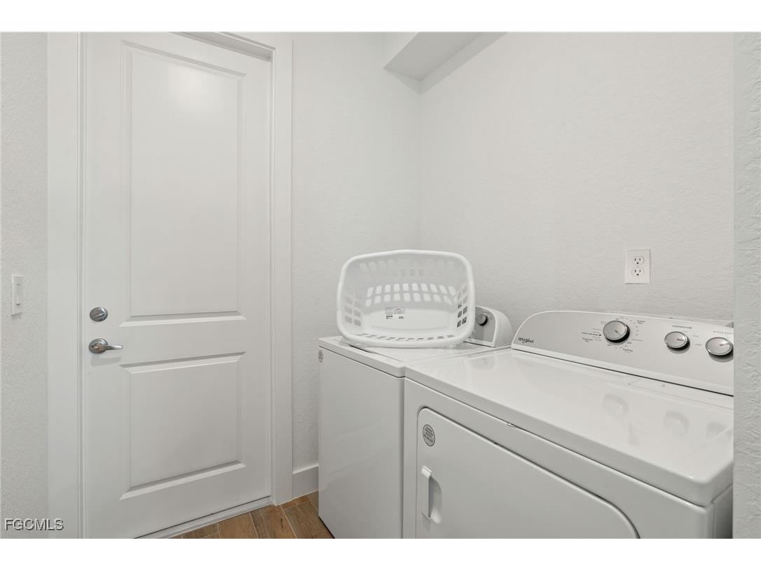 154 SE 20th Street Cape Coral FL 33990 2025002945 image25