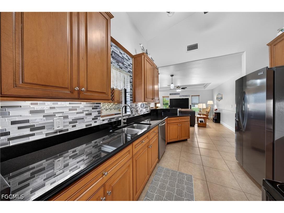 154 SE 21st Terrace Cape Coral FL 33990 2026015124 image14