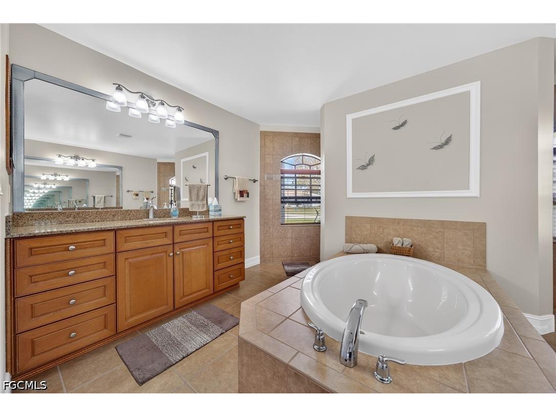154 SE 21st Terrace Cape Coral FL 33990 2026015124 image20