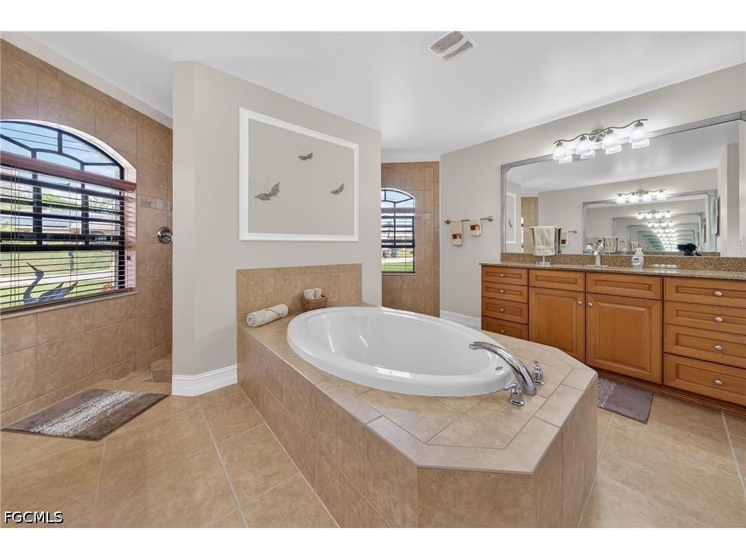 154 SE 21st Terrace Cape Coral FL 33990 2026015124 image21