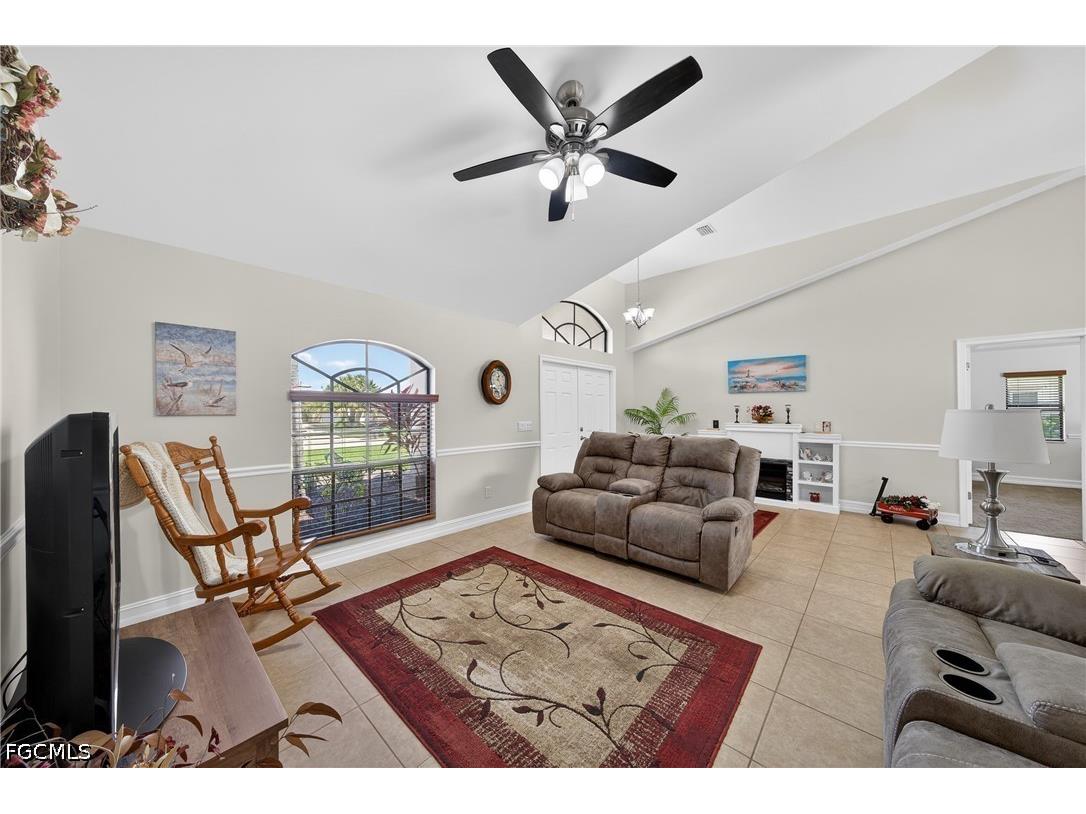 154 SE 21st Terrace Cape Coral FL 33990 2026015124 image5