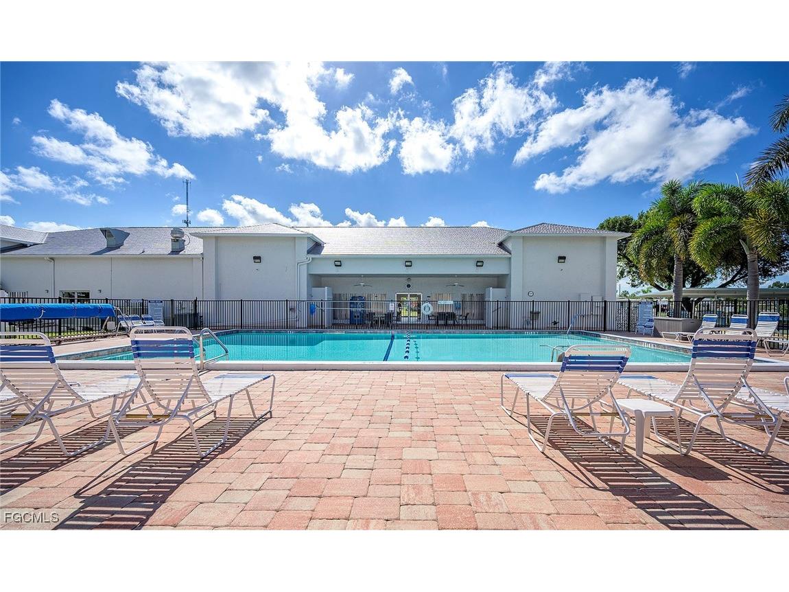 154 Siesta Lane Fort Myers FL 33905 2025025552 image29