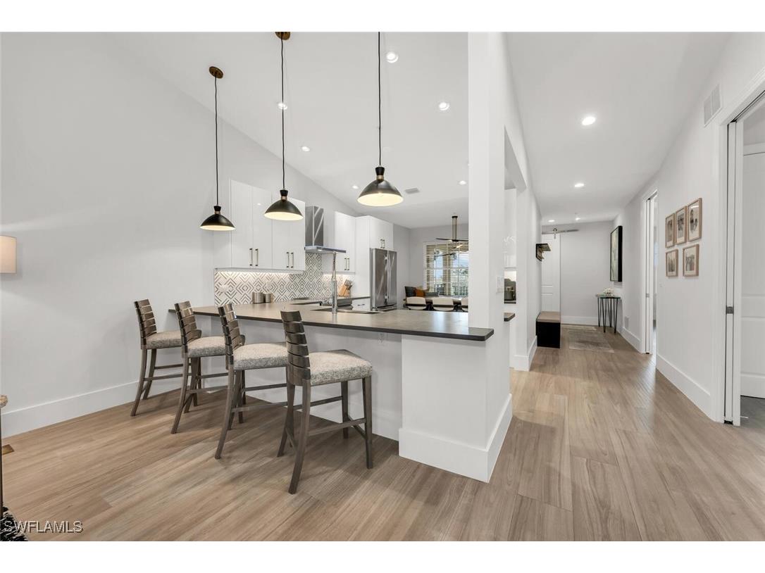 1540 Blue Point Avenue #201 Naples FL 34102 225065925 image6