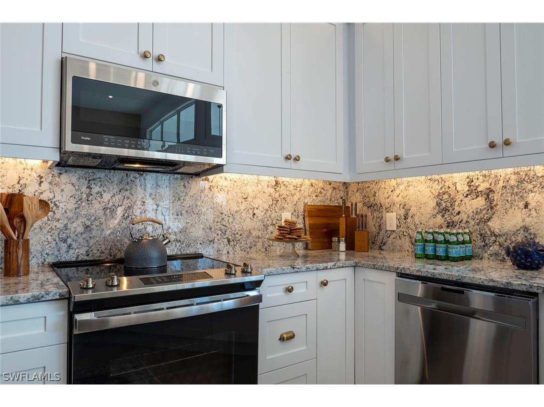 1540 Clermont Drive #F-305 Naples FL 34109 226006827 image11