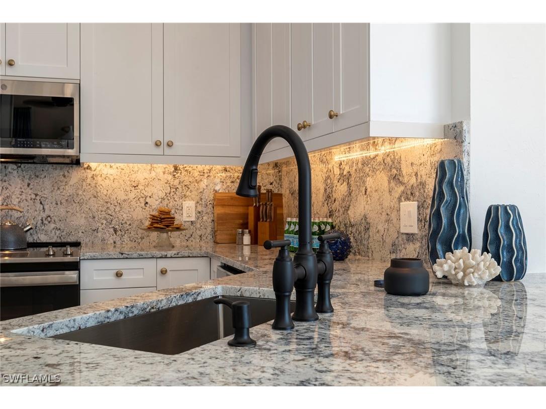 1540 Clermont Drive #F-305 Naples FL 34109 226006827 image12