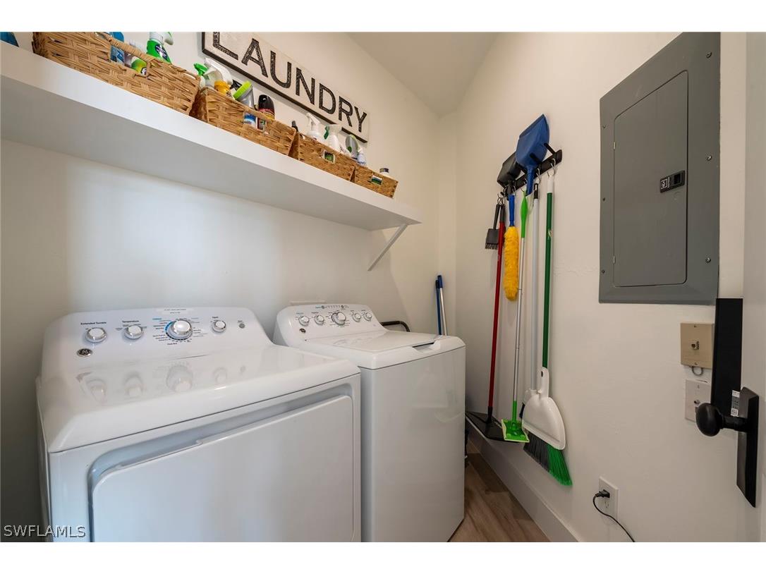 1540 Clermont Drive #F-305 Naples FL 34109 226006827 image36