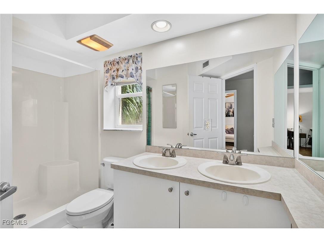 15405 Cedarwood Lane #201 Naples FL 34110 2025010297 image12