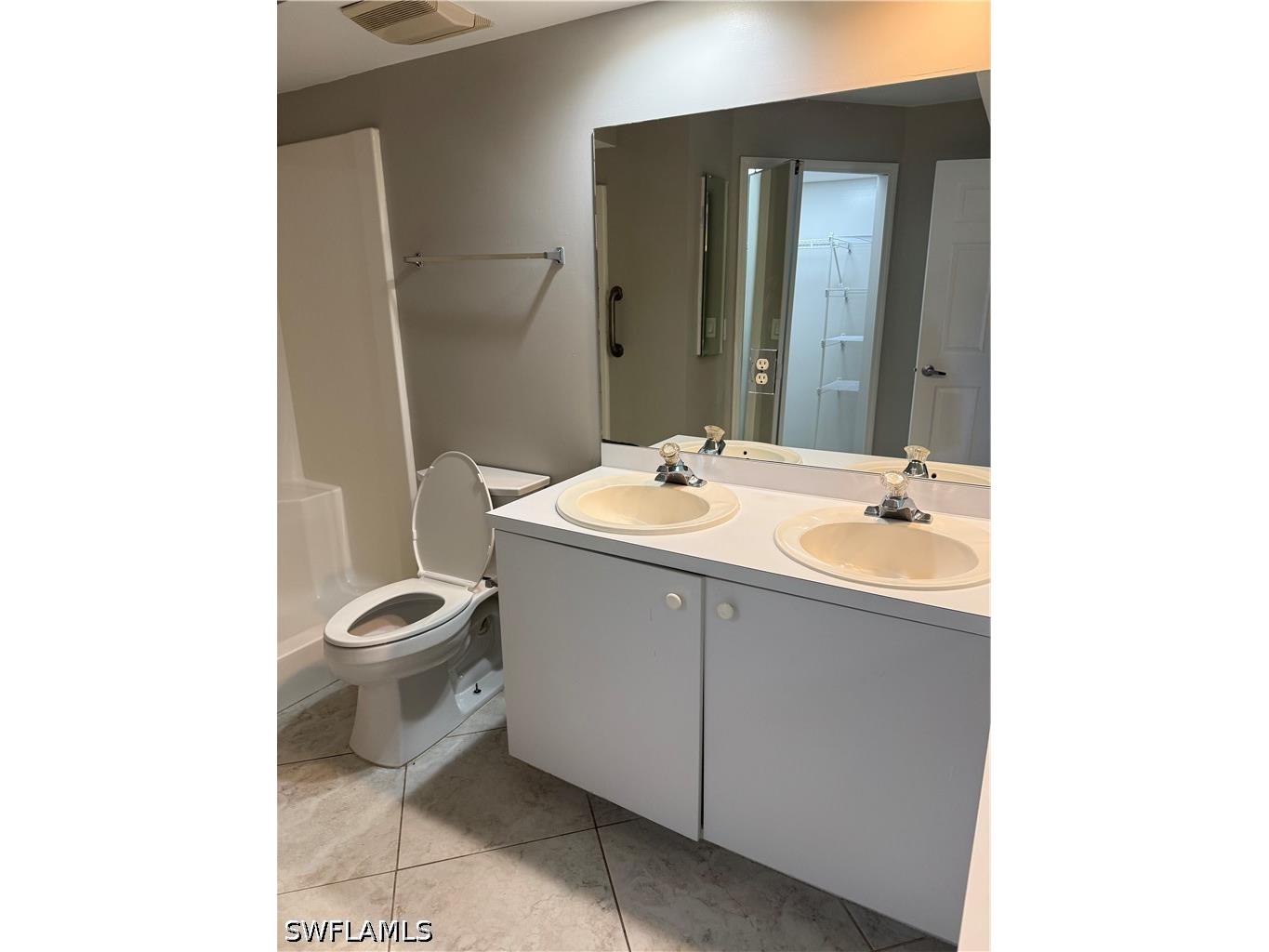 15415 Cedarwood Lane #3 Naples FL 34110 226020468 image2