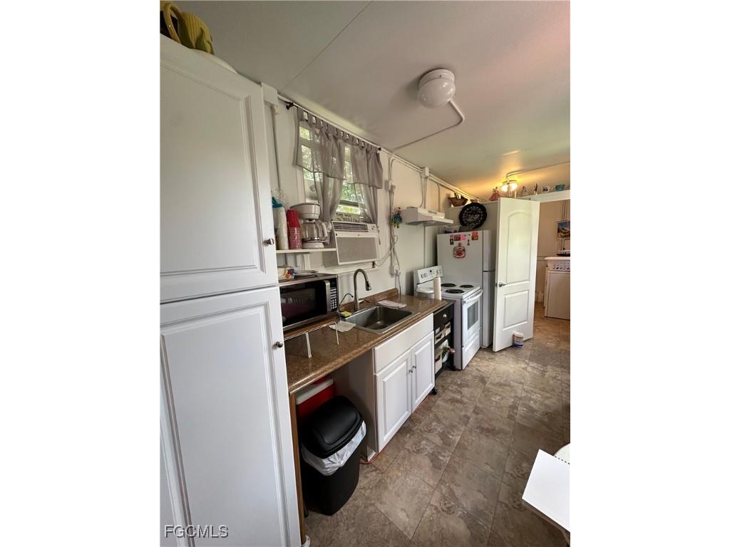 15419 & 15427 Lime Drive Punta Gorda FL 33955 2026002237 image8