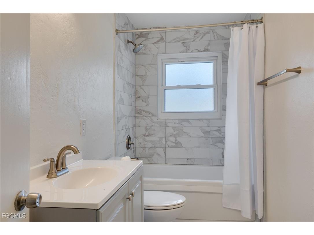 1542 Coconut Drive Fort Myers FL 33901 2026004659 image15